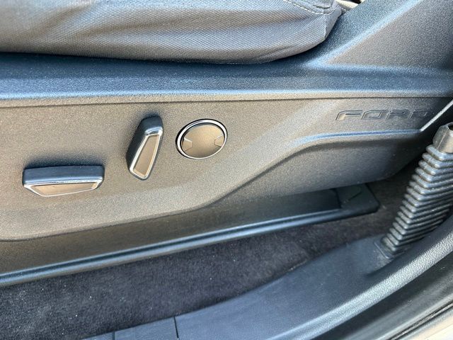 2021 Ford F-150 XLT Truck SuperCrew Cab