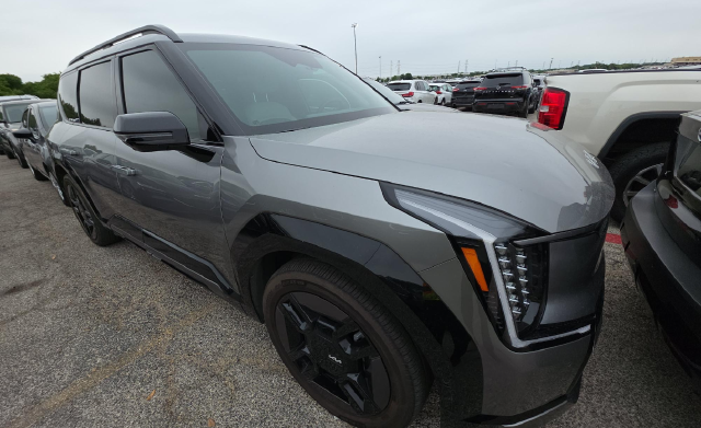 2024 Kia EV9 GT-Line SUV
