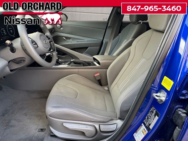 2024 Hyundai Elantra SEL Sedan