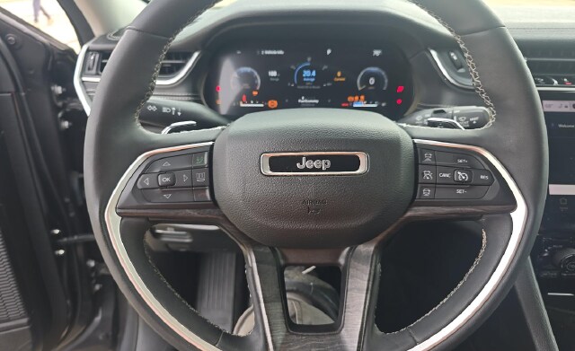 2023 Jeep Grand Cherokee Limited SUV