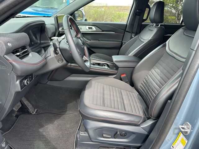 2025 Ford Explorer ST-Line SUV