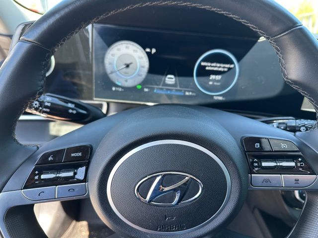2023 Hyundai Elantra HEV Limited Sedan