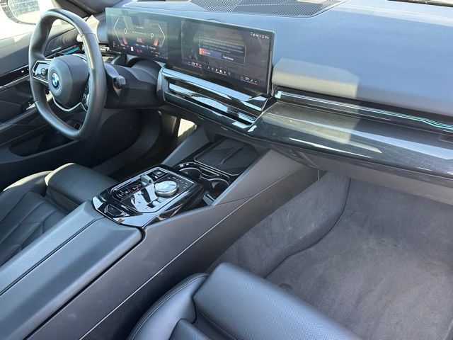 2024 BMW 530i 530i xDrive Sedan