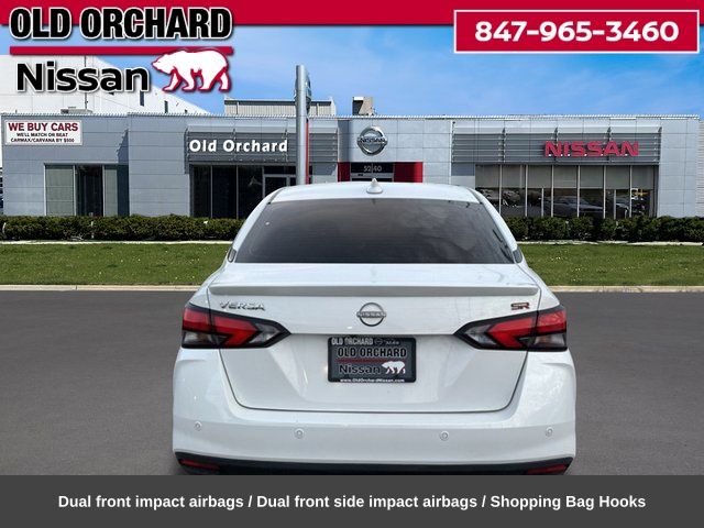 2023 Nissan Versa 1.6 SR Sedan