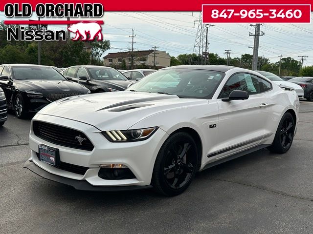 2017 Ford Mustang GT Coupe Premium's photo