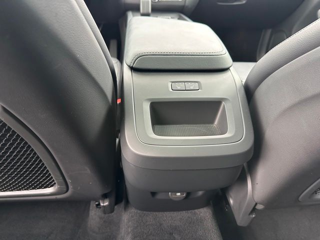 2025 Volvo XC60 B5 Core SUV