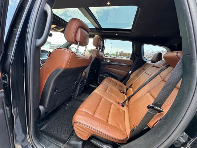 2017 Jeep Grand Cherokee Summit SUV