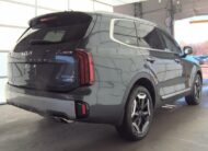2023 Kia Telluride S SUV