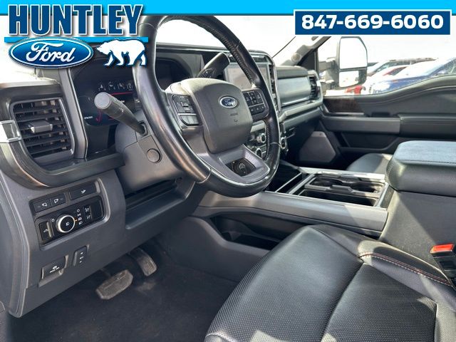 2023 Ford F-350 Lariat Truck Crew Cab
