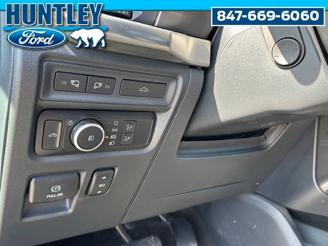 2021 Ford F-150 Lariat Truck SuperCrew Cab