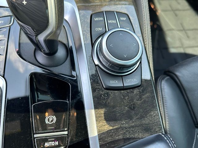 2022 BMW M550i M550i xDrive Sedan
