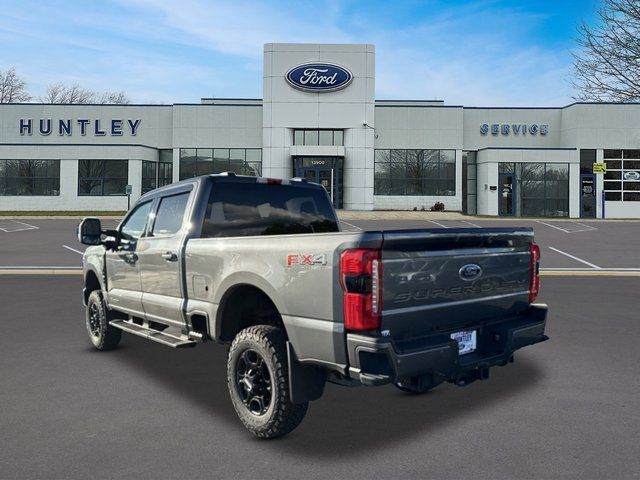 2023 Ford F-250 XLT Truck Crew Cab