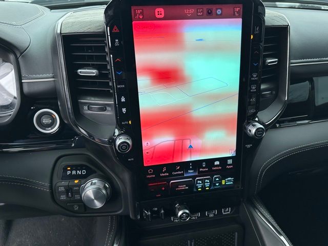 2025 Ram 1500 Limited Truck Crew Cab