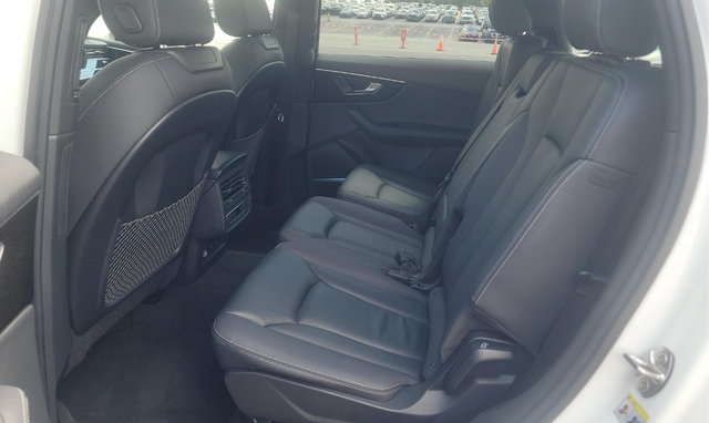 2025 Audi Q7 55 Premium Plus SUV