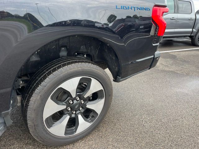 2024 Ford F-150 Lightning Platinum Truck SuperCrew Cab