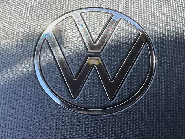 2023 Volkswagen Golf R 2.0T Hatchback