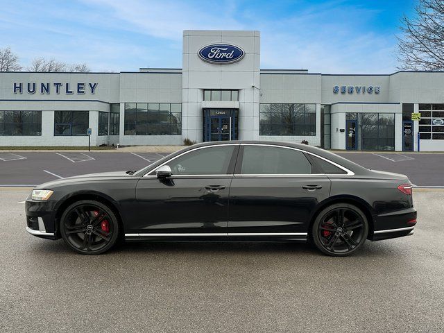 2021 Audi S8 4.0T Sedan