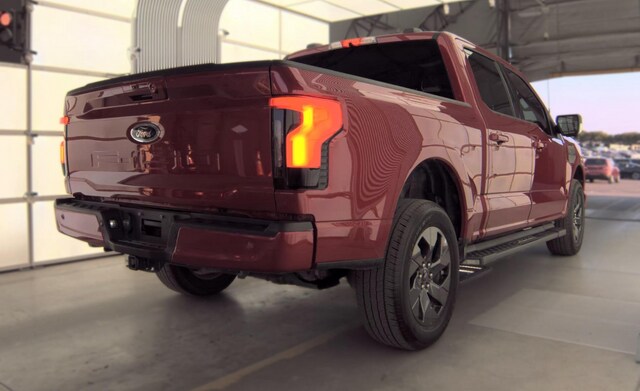 2023 Ford F-150 Lightning XLT Truck SuperCrew Cab