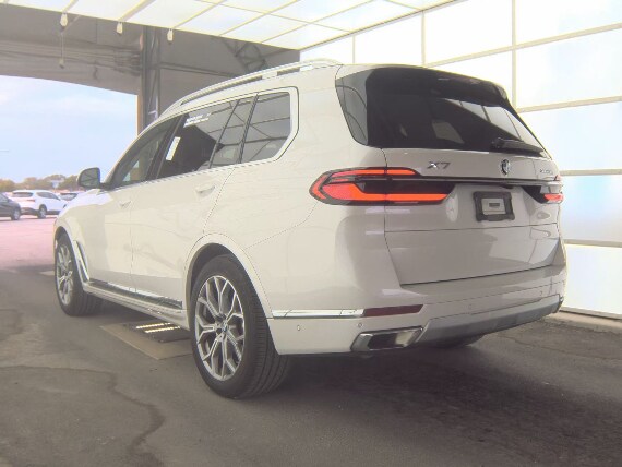 2025 BMW X7 xDrive40i SUV