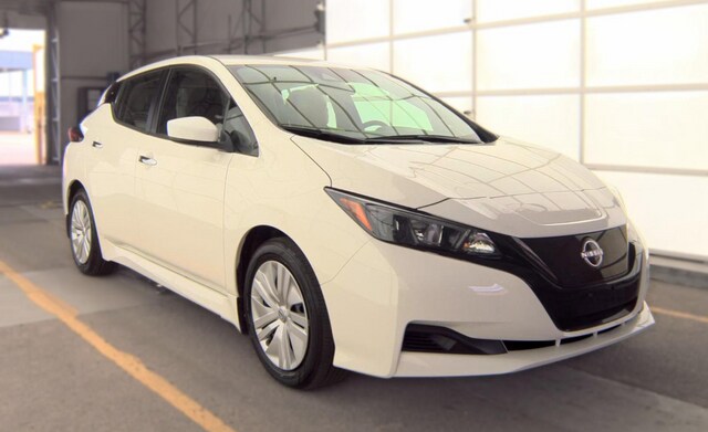 2025 Nissan LEAF S Hatchback