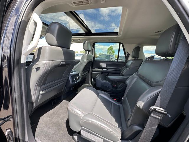 2025 Ford Expedition Active SUV
