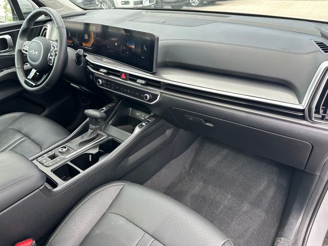 2025 Kia Sorento S SUV
