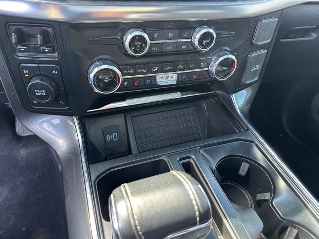 2023 Ford F-150 Lariat Truck SuperCrew Cab