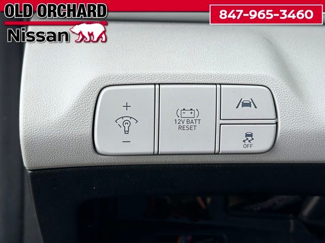 2023 Hyundai Elantra HEV Limited Sedan