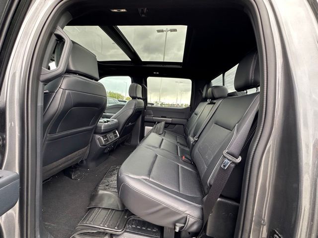 2025 Ford F-150 Lariat Truck SuperCrew Cab