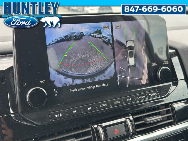 2023 Nissan Pathfinder SL SUV