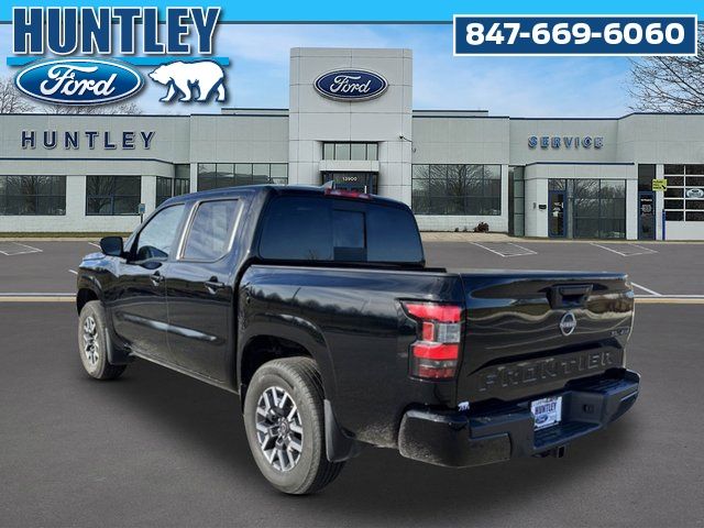 2024 Nissan Frontier SL Truck Crew Cab