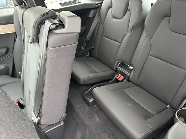 2025 Volvo XC90 B6 Plus 7-Seater SUV