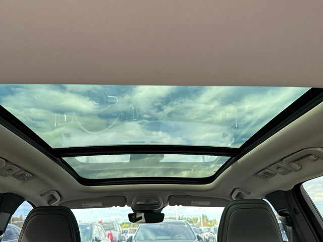 2024 Volvo XC60 B5 Plus Dark Theme SUV