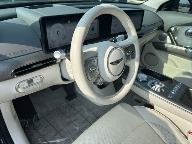 2025 Genesis GV60 Advanced SUV