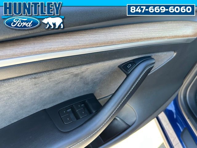 2023 Tesla Model 3 Performance Sedan