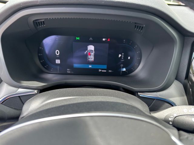 2025 Volvo XC60 B5 Core SUV