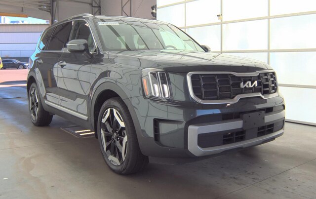 2023 Kia Telluride S SUV