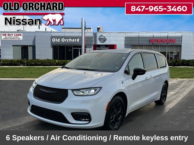 2024 Chrysler Pacifica Hybrid Select S-Appearance PHEV's photo