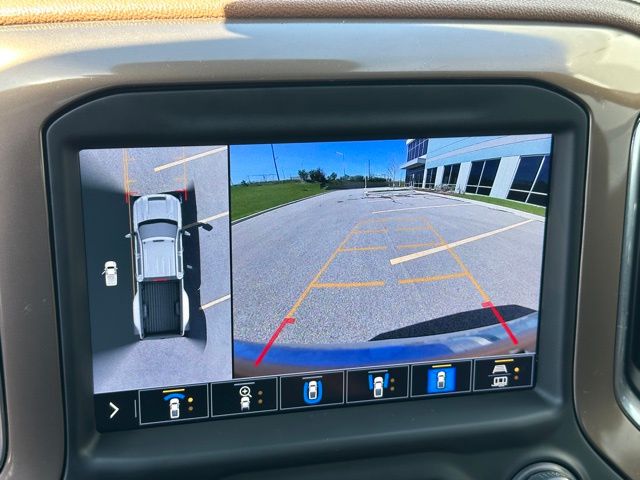 2022 Chevrolet Silverado 3500 HD High Country Truck Crew Cab