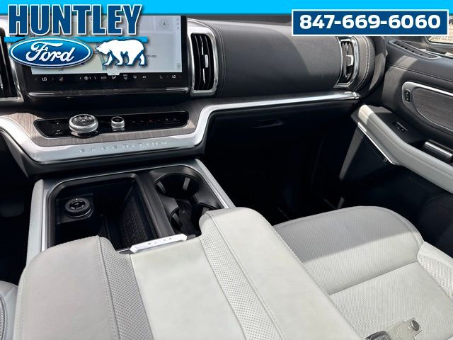 2025 Ford Expedition Platinum SUV