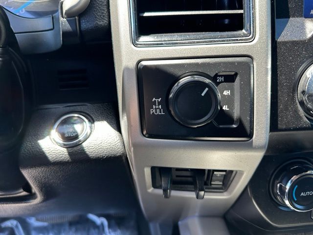 2021 Ford F-250 Lariat Truck Crew Cab