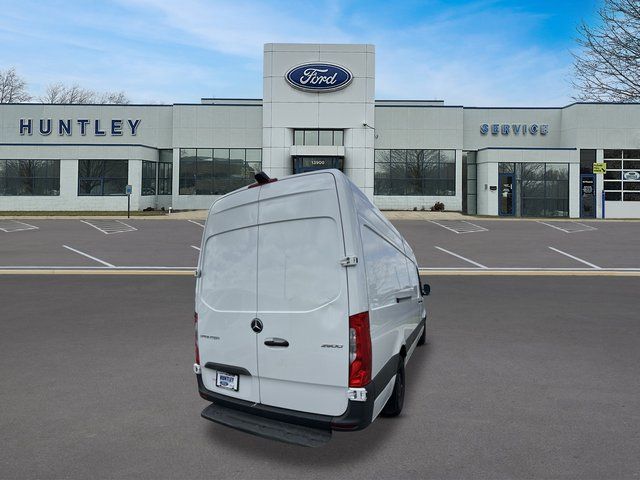 2024 Mercedes-Benz Sprinter 2500 Crew 170 WB Van