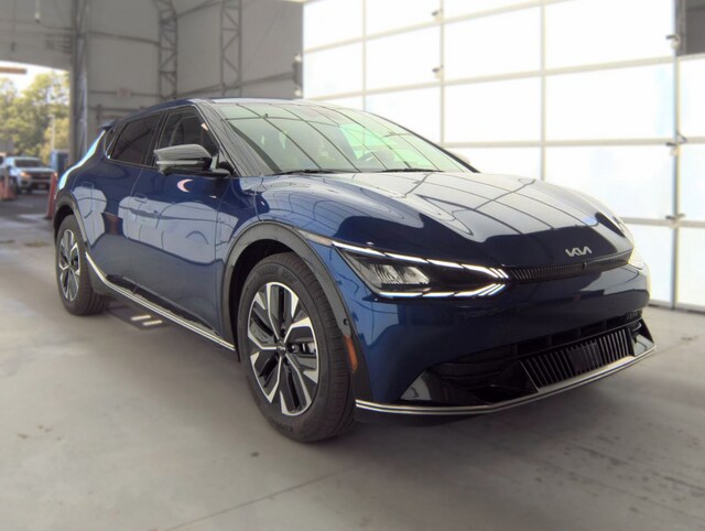 Used 2024 Kia EV6 Wind with VIN KNDC3DLCXR5615222 for sale in Skokie, IL