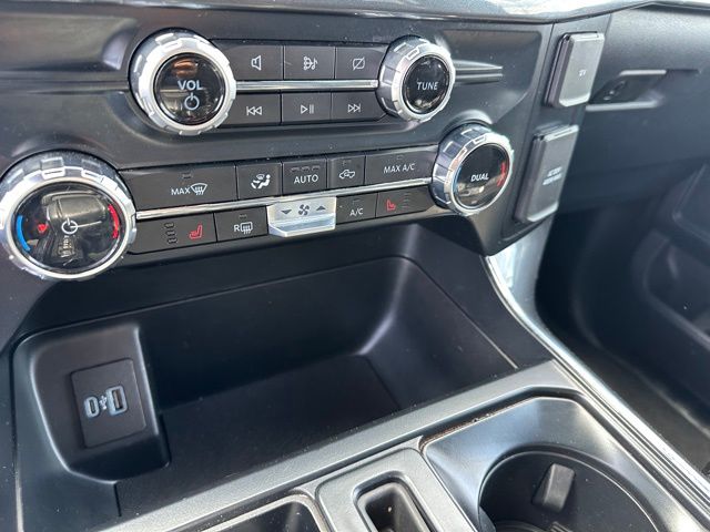 2023 Ford F-150 XLT Truck SuperCrew Cab