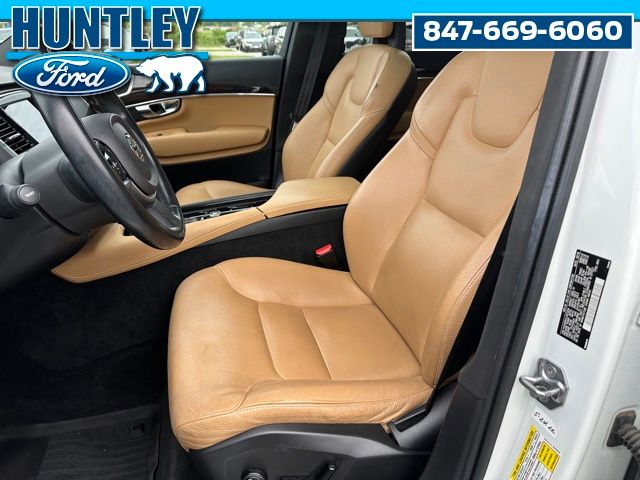 2018 Volvo XC90 T5 Momentum SUV