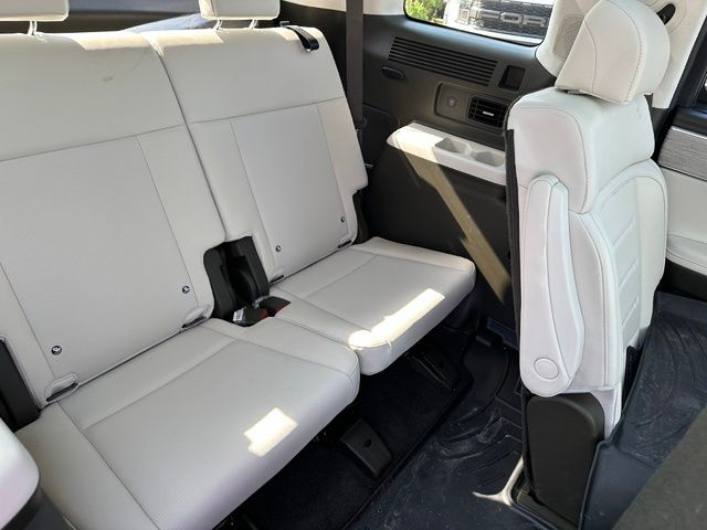 2025 Hyundai Santa Fe Hybrid Calligraphy SUV