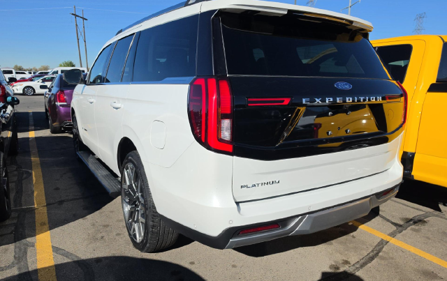 2025 Ford Expedition Platinum SUV