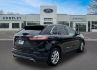 2022 Ford Edge Titanium SUV
