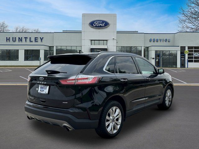2022 Ford Edge Titanium SUV