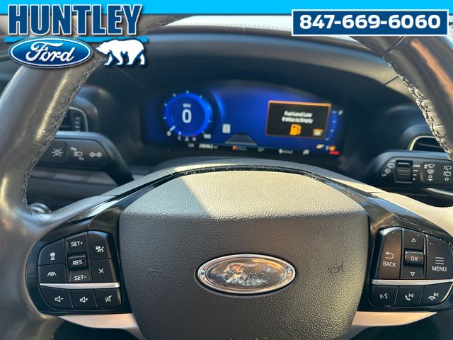 2022 Ford Explorer Platinum SUV